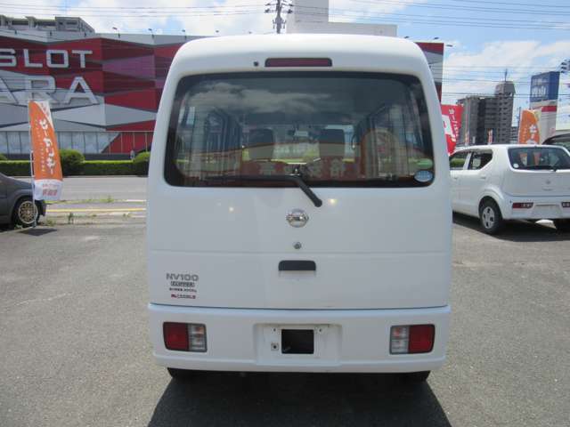 Nissan NV100 Clipper 8