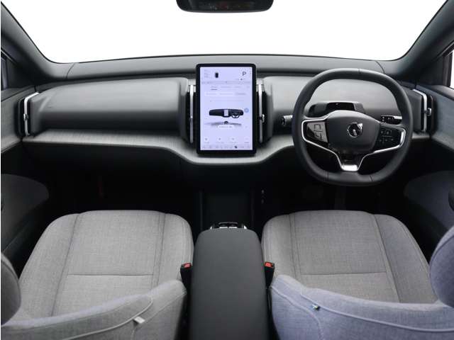 Volvo EX30 4