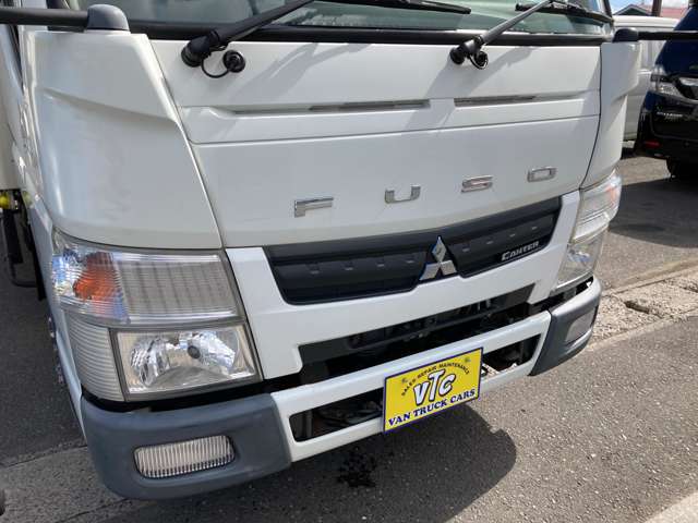 Mitsubishi Fuso Canter 4