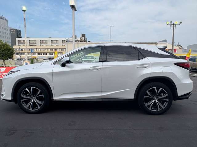 Lexus RX 7