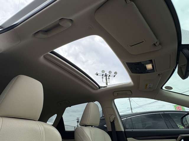 Lexus RX 10