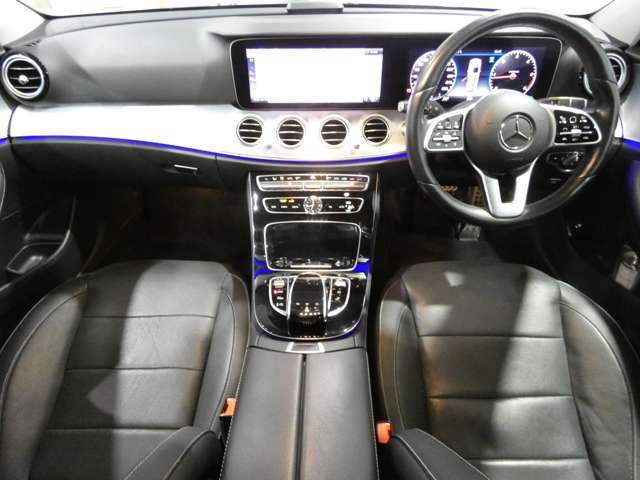 Mercedes-Benz E-Class All-Terrain 3