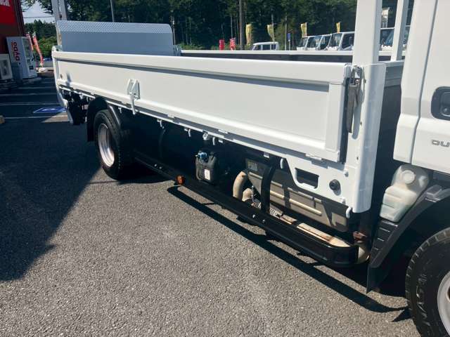Mitsubishi Fuso Canter 11