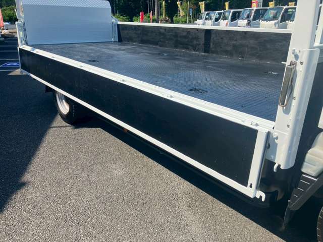 Mitsubishi Fuso Canter 12