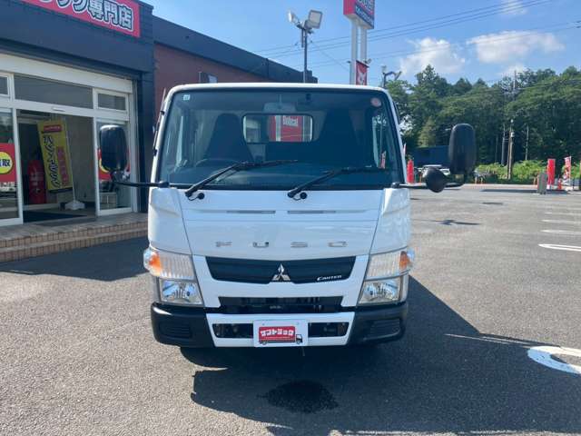 Mitsubishi Fuso Canter 2