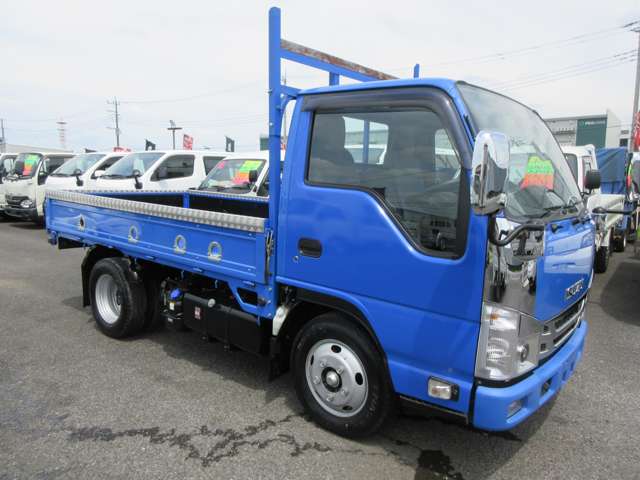Isuzu Elf 9