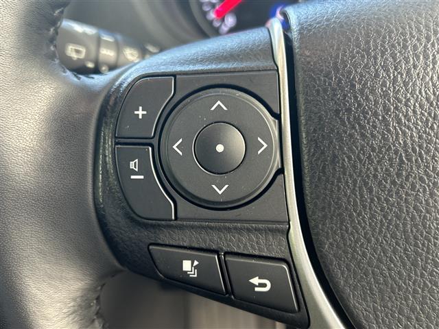 Toyota Noah 9