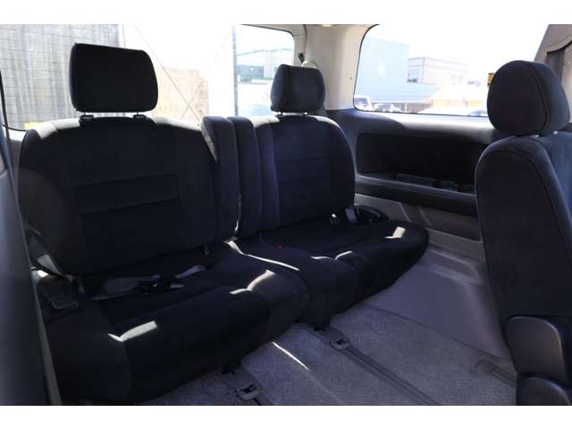 Toyota Alphard 11