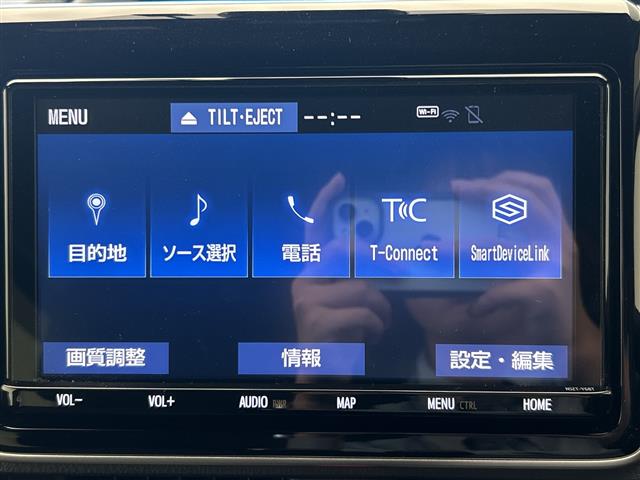 Toyota Voxy 5