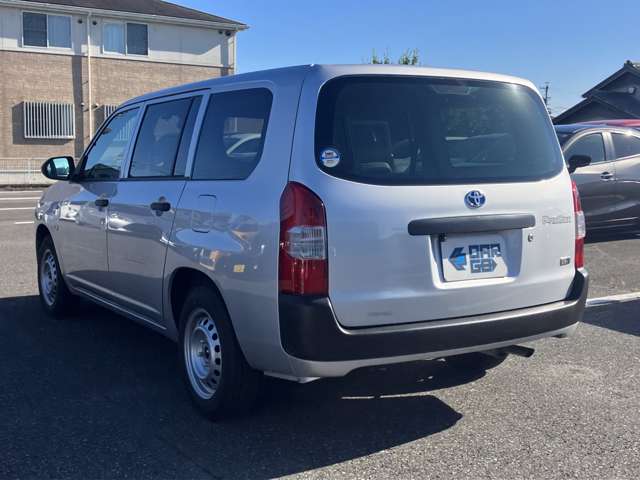 Toyota Probox Van 8