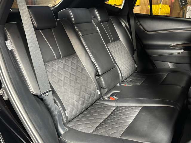 Toyota Harrier 9