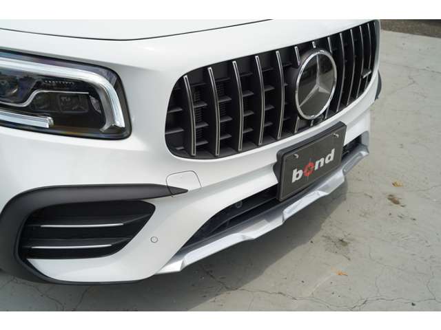 Mercedes-Benz GLB 11