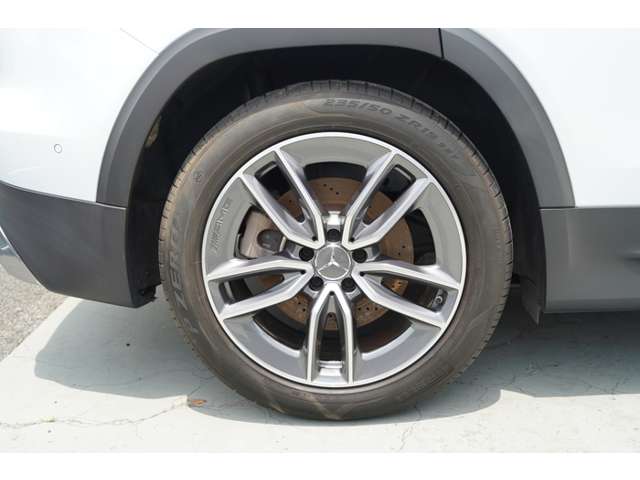 Mercedes-Benz GLB 9