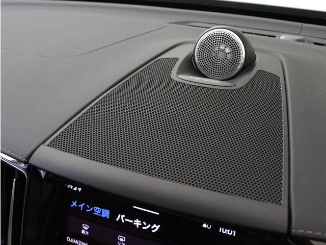 Volvo XC60 6