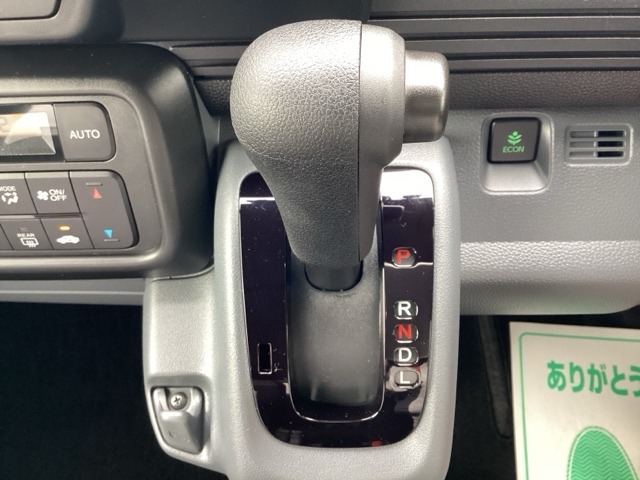 Honda N-VAN 11