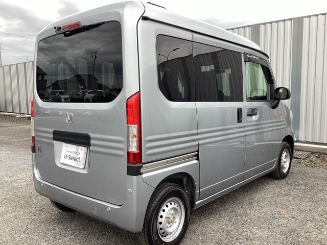Honda N-VAN 8