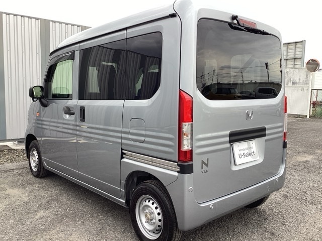 Honda N-VAN 9