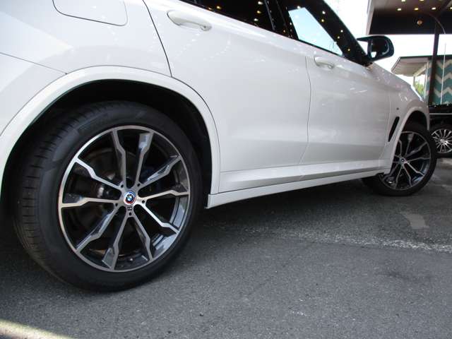 BMW X3 7