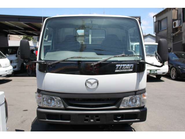 Mazda Titan Dash 2