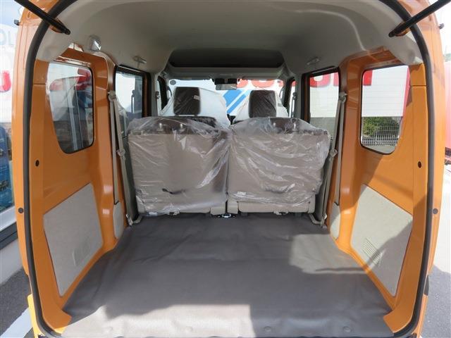 Suzuki Every 11
