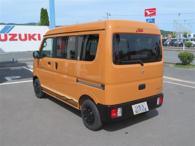 Suzuki Every 8