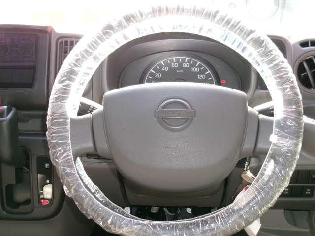 Nissan NV100 Clipper 7