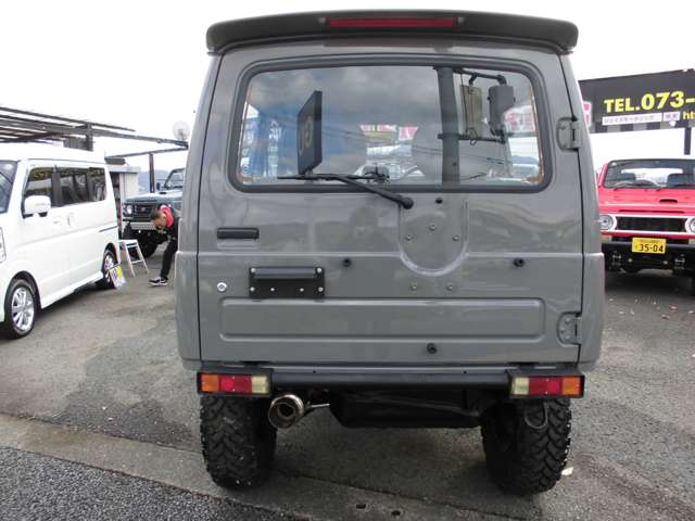 Suzuki Jimny 4