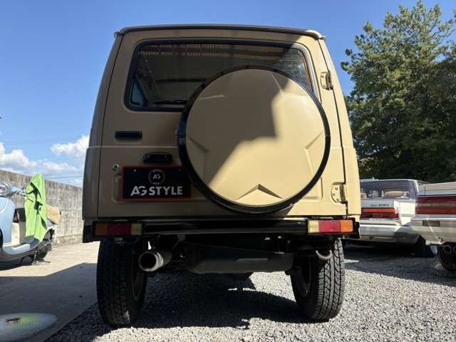 Suzuki Jimny 12