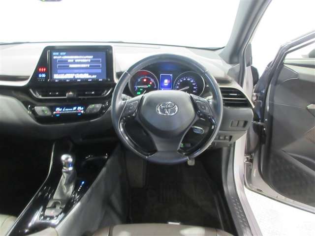 Toyota C-HR 3