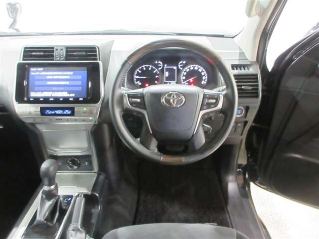 Toyota Land Cruiser Prado 4