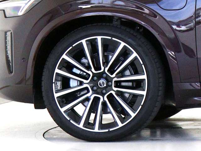 Volvo XC90 10