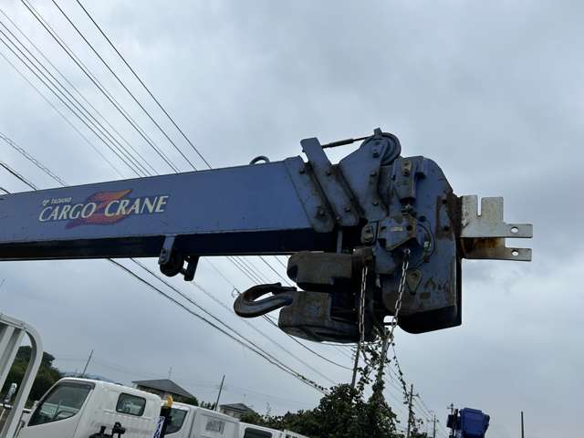 Hino Dutro 11