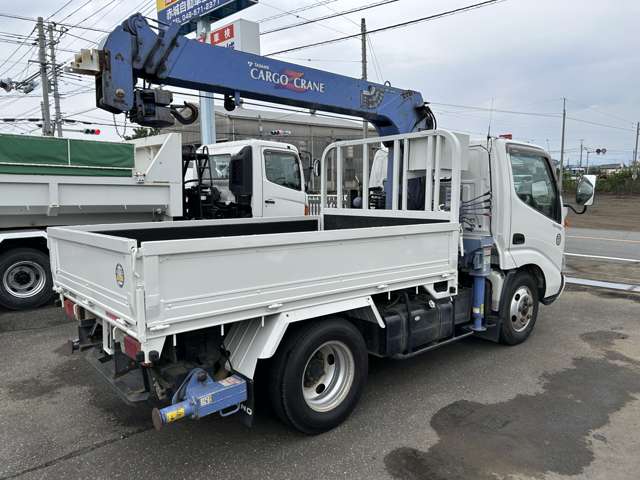 Hino Dutro 5