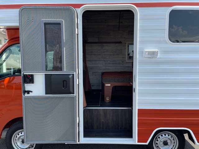 Toyota Pixis Truck 2