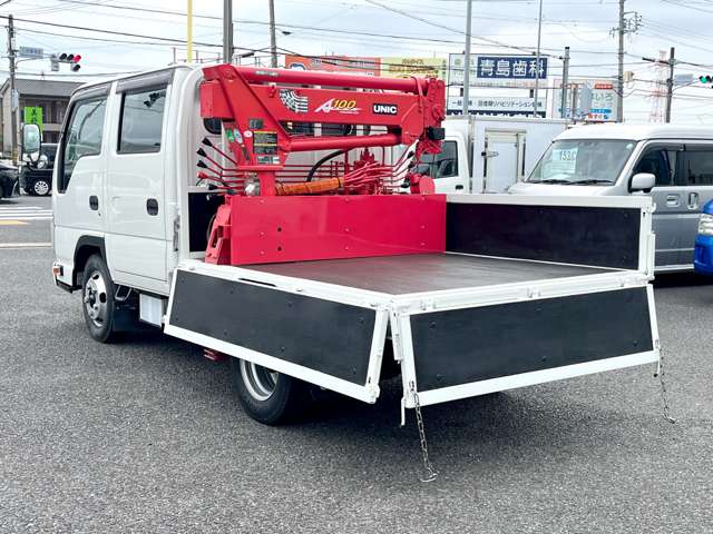 Isuzu Elf 7