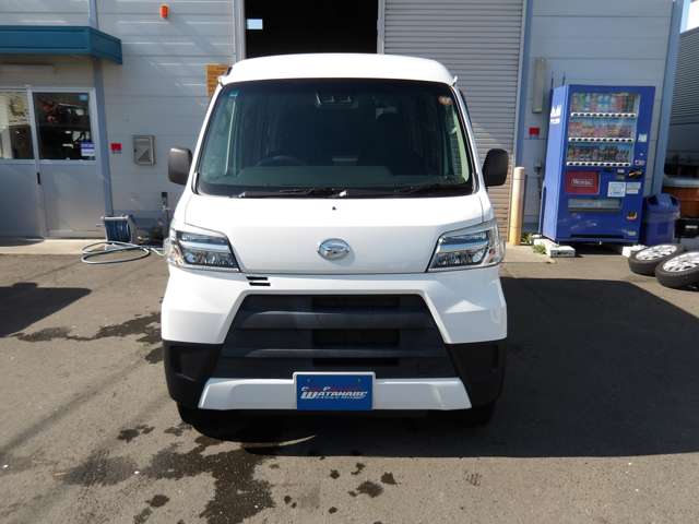 Daihatsu Hijet Cargo 4