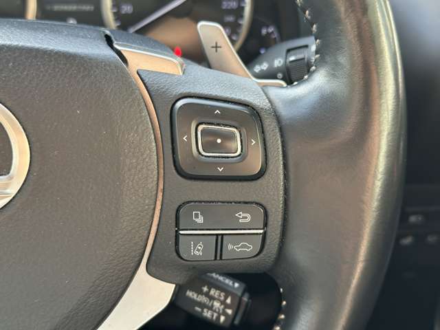 Lexus NX 7