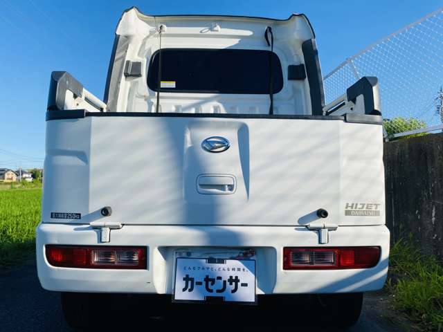 Daihatsu Hijet Deck Van 8