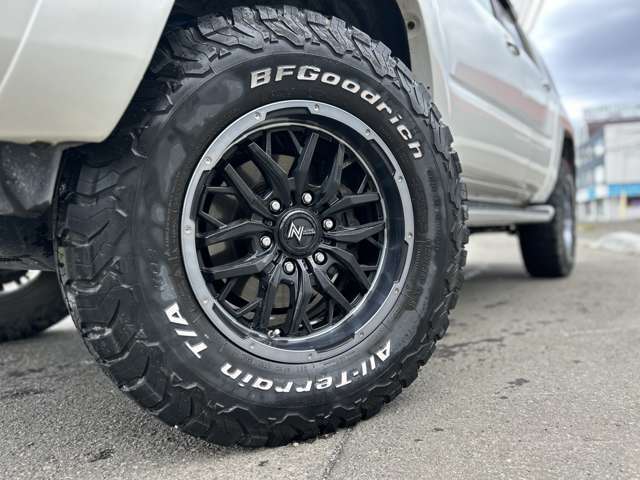 Toyota Hilux Surf 9