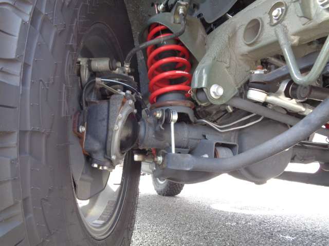 Suzuki Jimny 12