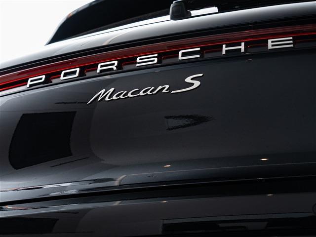 Porsche Macan 11