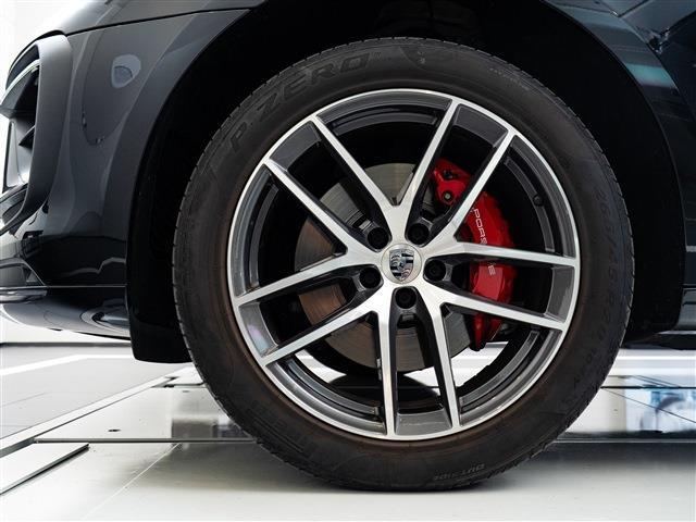 Porsche Macan 5