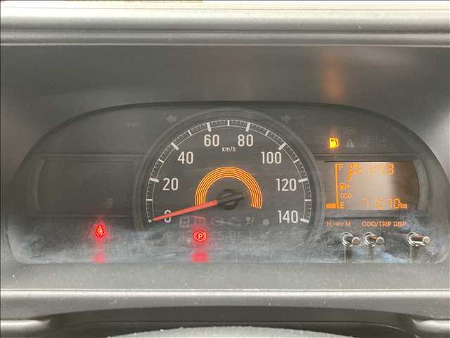 Daihatsu Hijet Cargo 9