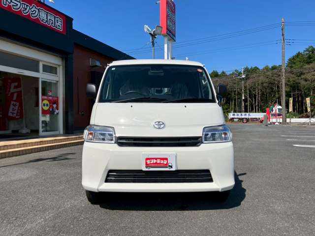 Toyota Town Ace Van 2