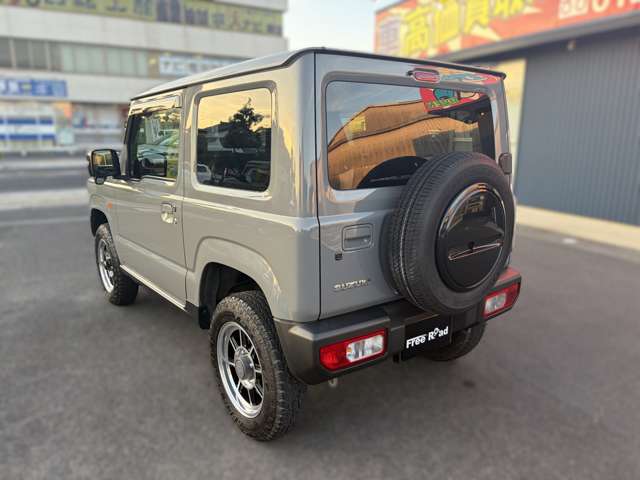 Suzuki Jimny 12