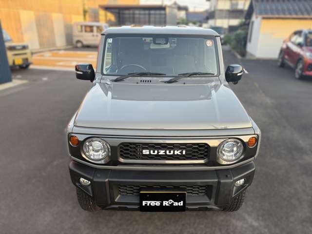 Suzuki Jimny 4