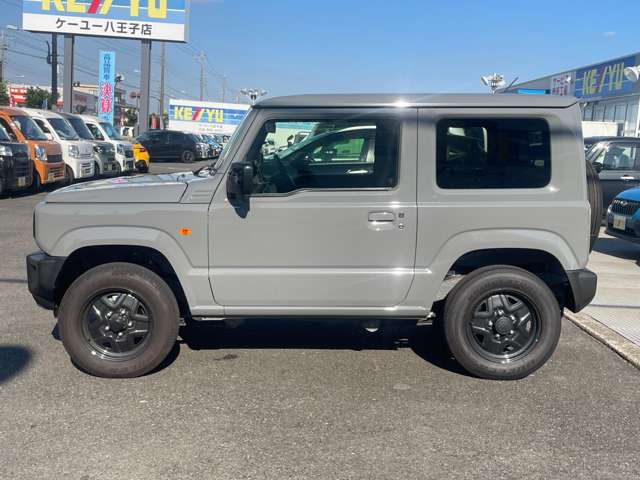 Suzuki Jimny 10