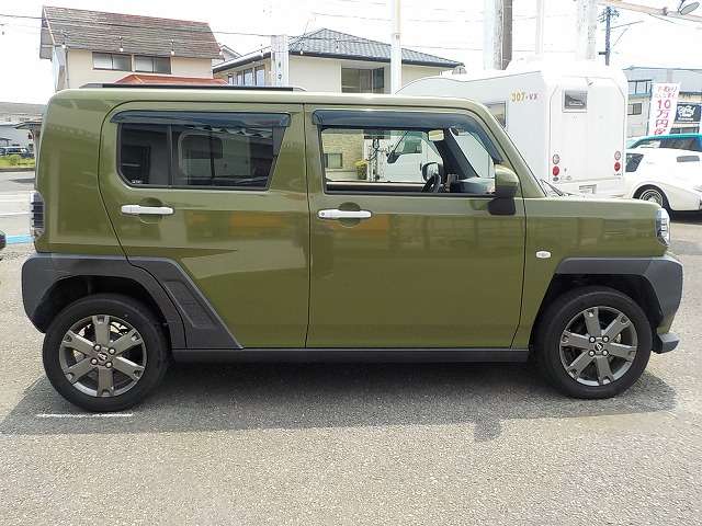 Daihatsu Taft 6