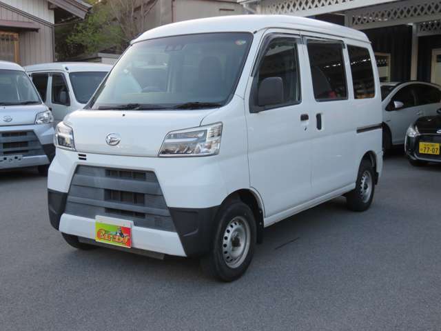 Daihatsu Hijet Cargo 6