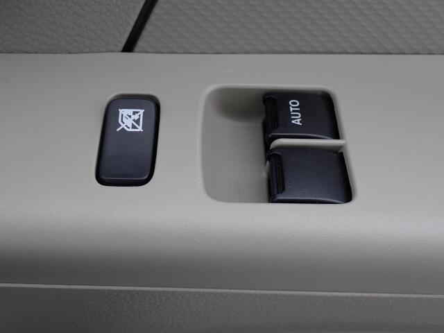 Suzuki Every 12